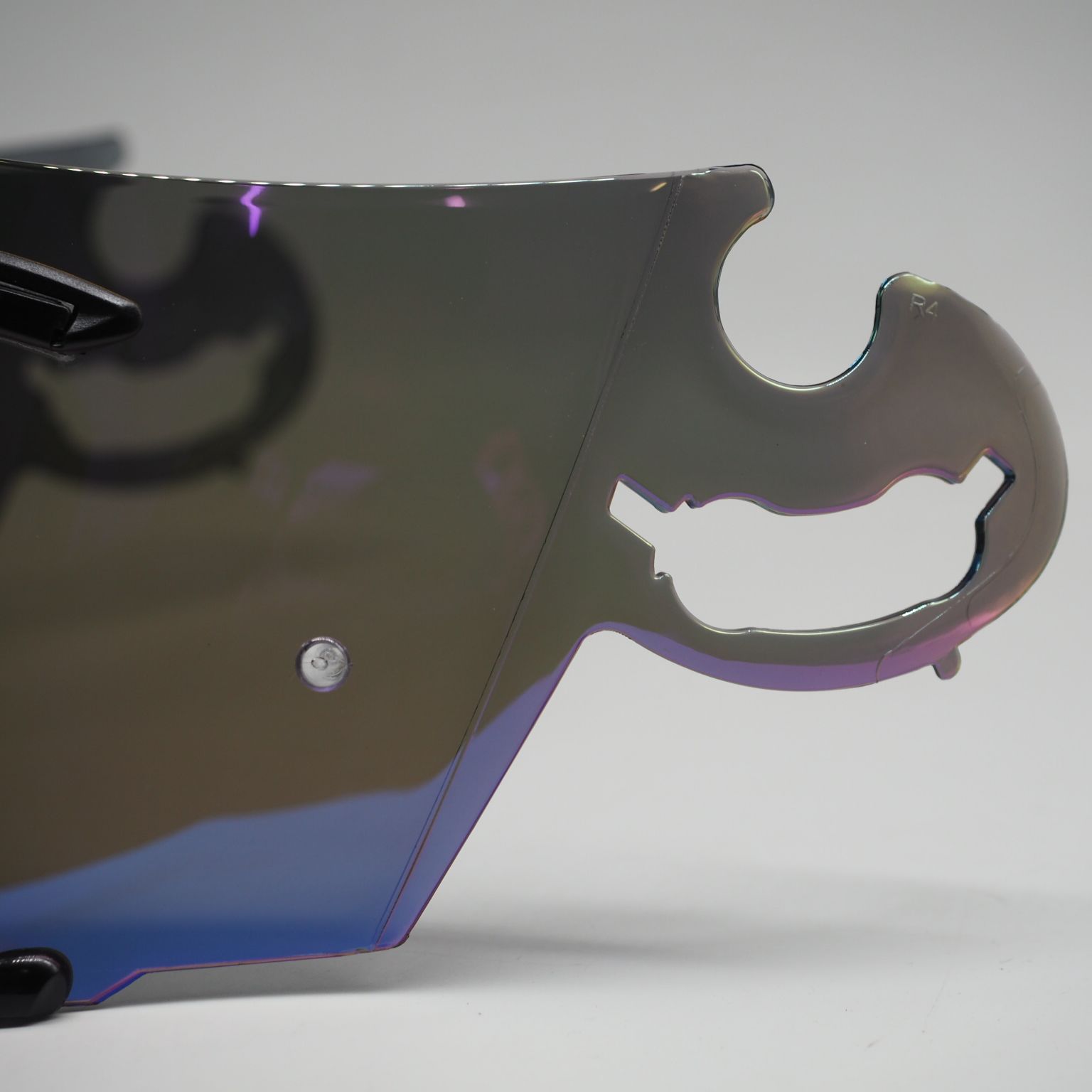 Helmet Visor for AR and AI RR4 - đánh giá và giá Face Mask Storage Box